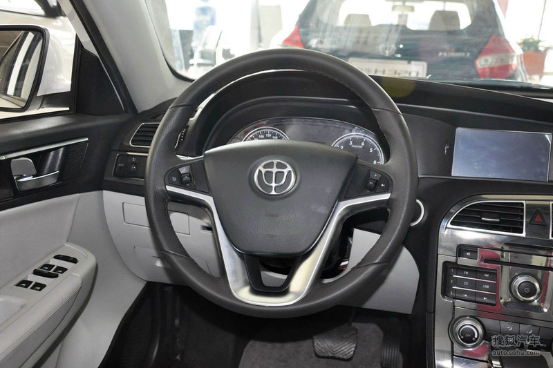 【 中华h530图片】_2011款 1.6 自动豪华型_浅色内饰_内饰_搜狐汽车网