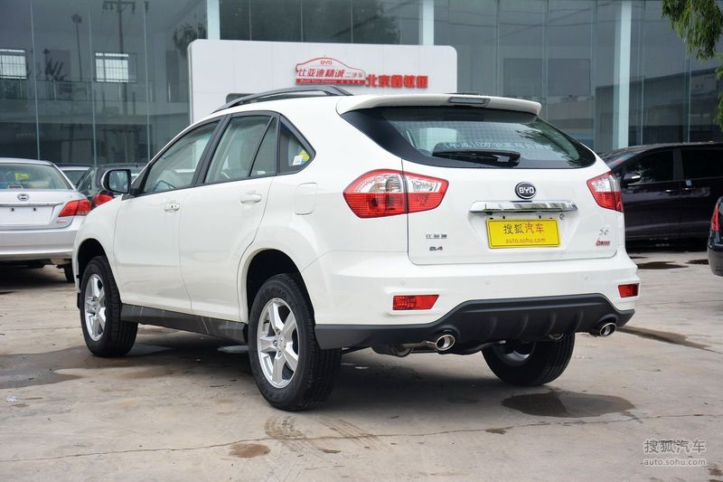 【车型对比】比亚迪 s6 pk 长安 cs35 plus_搜狐汽车