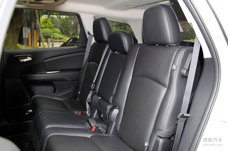 【 道奇酷威图片】_内饰_搜狐汽车网