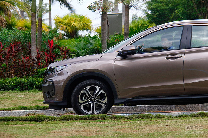 【 本田xr-v图片】_东风本田xr-v 1.8l vti cvt豪华版试驾_搜狐汽车网