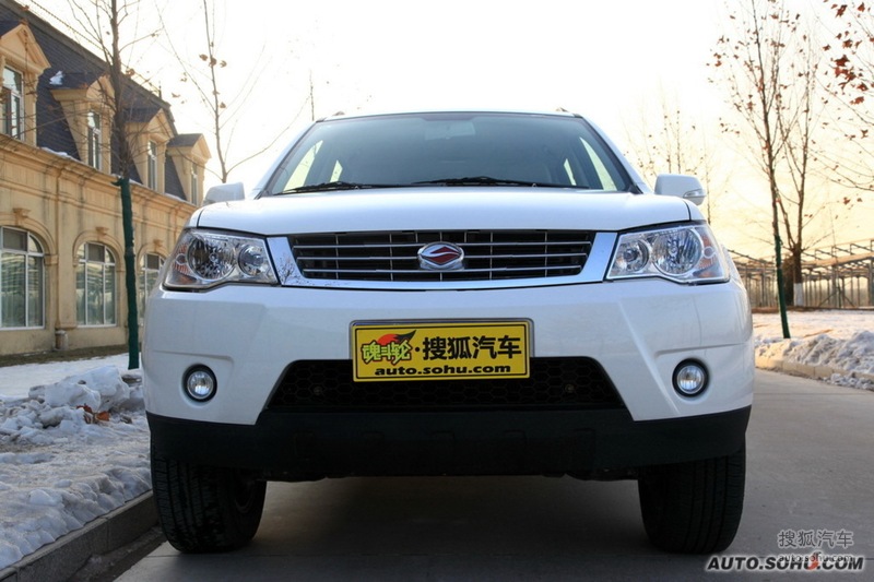 2010款陆风x8汽油四驱版试驾