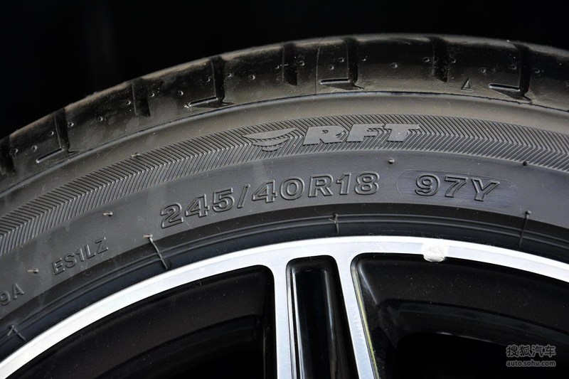 2016款奔驰c200轿跑版 - 轮胎型号提示:支持键盘翻页 ←左 右→欢迎