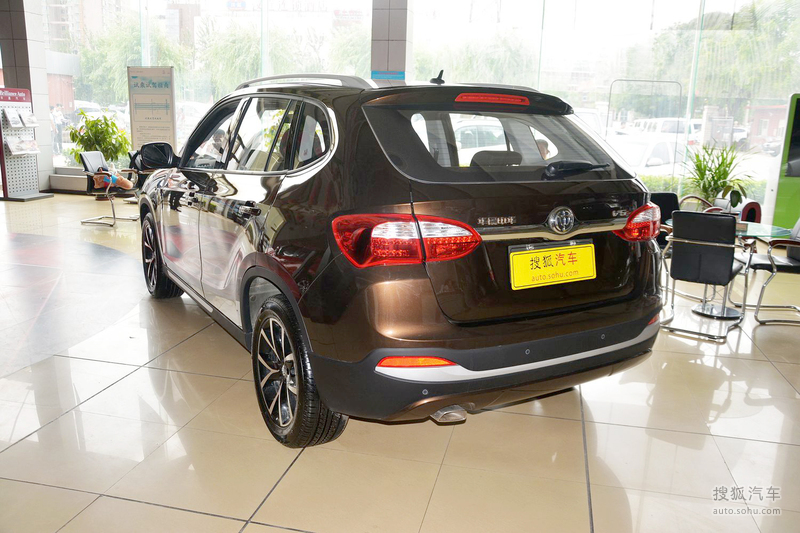 【车型对比】众泰 t800 pk 中华 v5_搜狐汽车