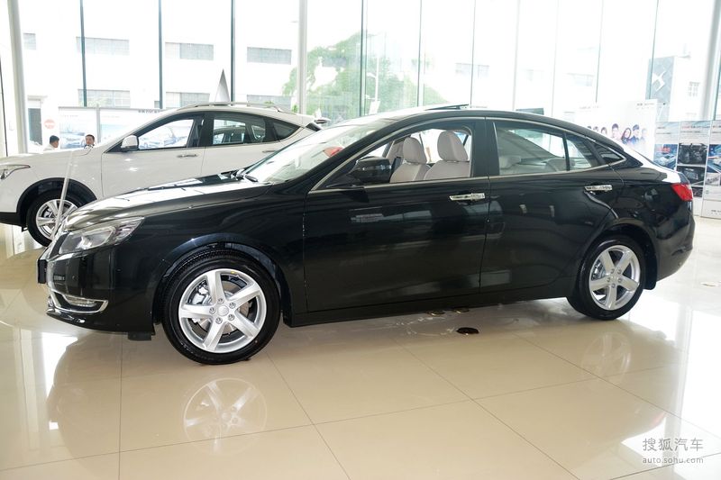 【 奔腾b70图片】_极夜黑_外观_搜狐汽车网