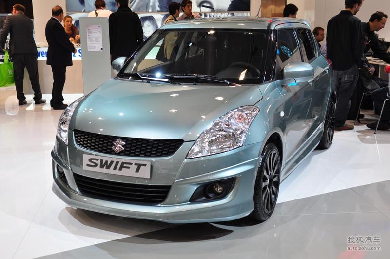 全新铃木雨燕巴黎车展实拍