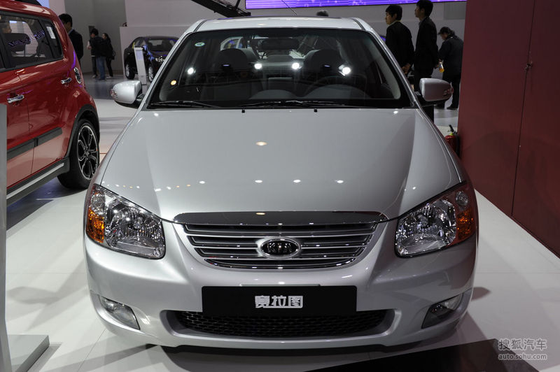 起亚赛拉图车展实拍