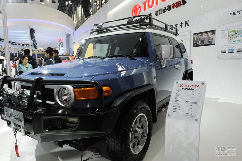 丰田fj酷路泽车展实拍