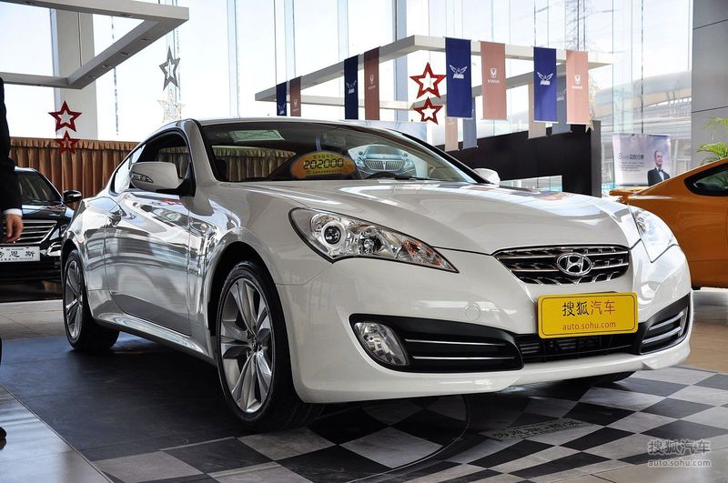 2011款现代劳恩斯酷派20t酷动手动版