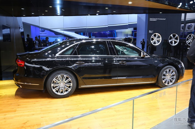 奥迪a8l防弹车广州车展实拍