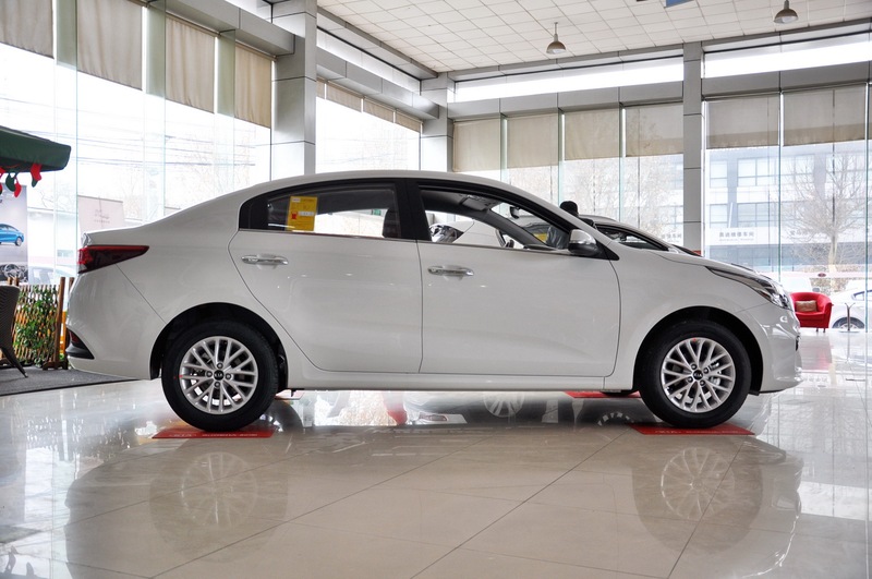 【 起亚k2三厢图片】_透明白_外观_搜狐汽车网