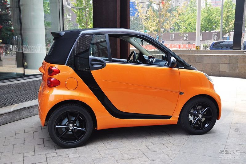 【 smartfortwo图片】_2011款 1.0t 敞篷燃橙版_橙色_外观_搜狐汽车网