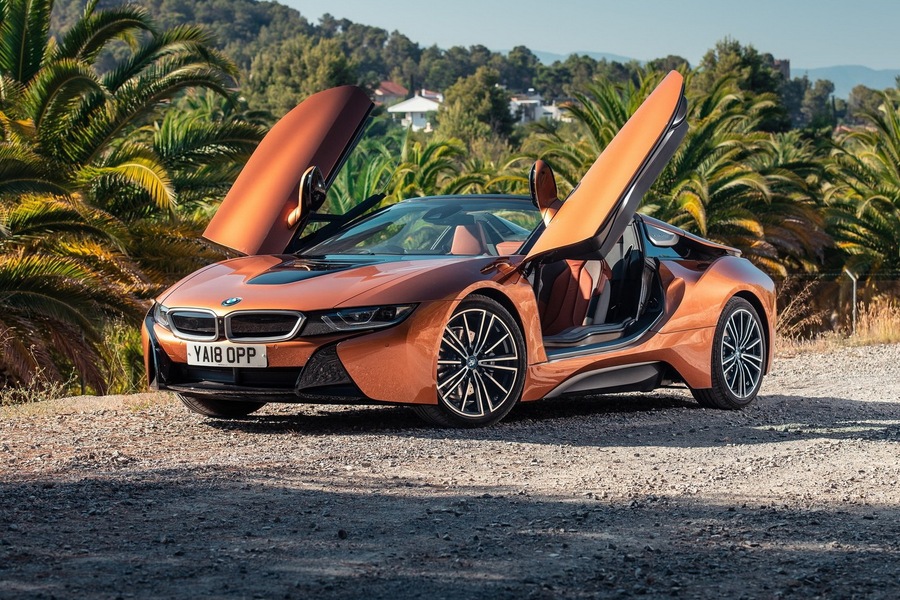4.4秒破百的敞篷猛兽 宝马i8 roadster官图赏析
