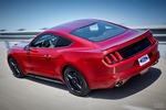 福特 Mustang 2.3T：官方未公布百公里加速成绩