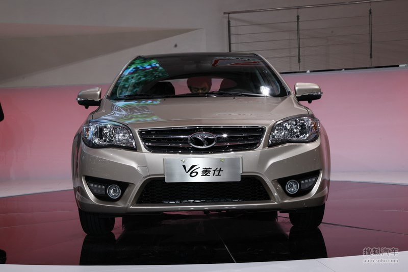 东南东南汽车v6菱仕东南v6菱仕 上海车展实拍