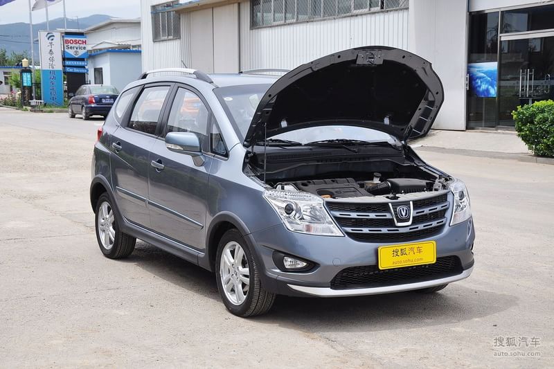 长安长安汽车cx202011款长安cx20 1.3l手动运动版