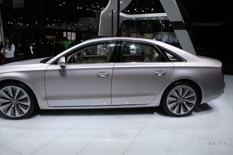 奥迪a8 hybrid车展实拍