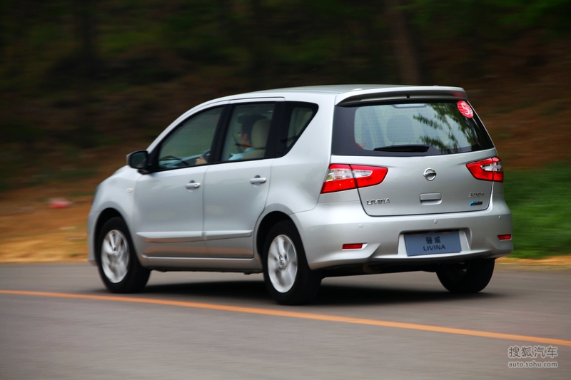 日產東風日產驪威2013款東風日產新驪威cvt深度評測