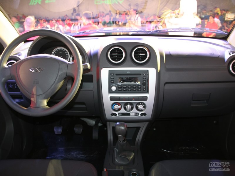 【奇瑞旗云1内饰图片g493576】_奇瑞图片_搜狐汽车网