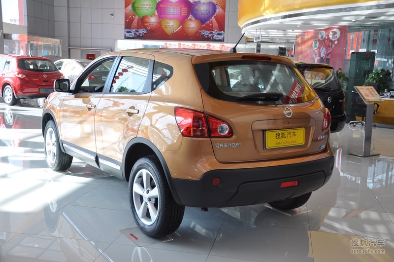 日产东风日产逍客2011款日产逍客2.0xv龙 cvt四驱到店实拍