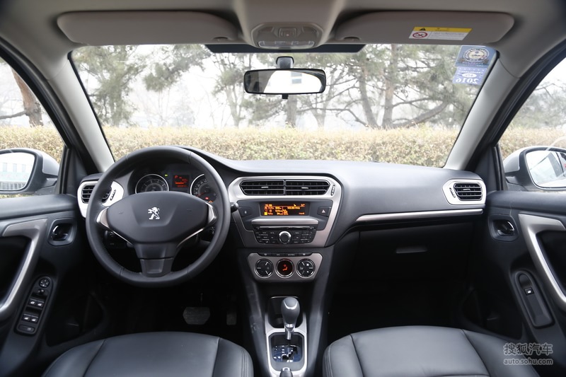 2014款东风标致301 1.6自动尊贵 试驾实拍