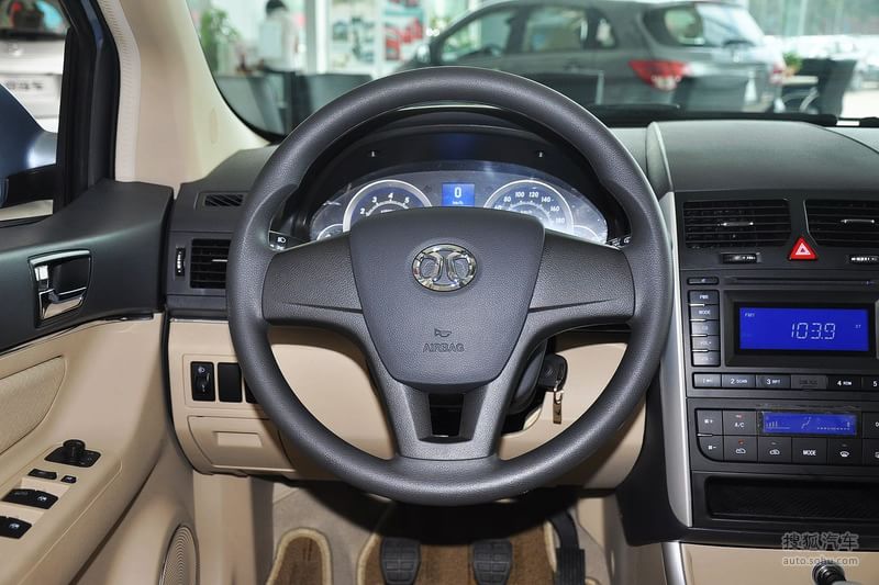 北京汽车北京汽车e系列两厢2012款北京汽车e130 1.