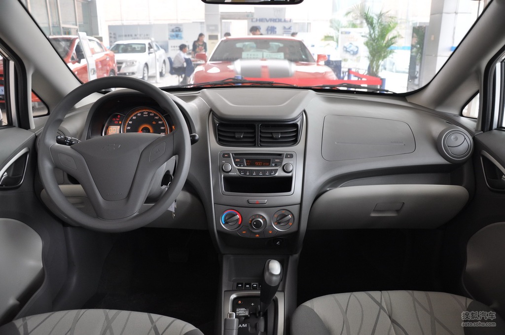 雪佛兰赛欧两厢