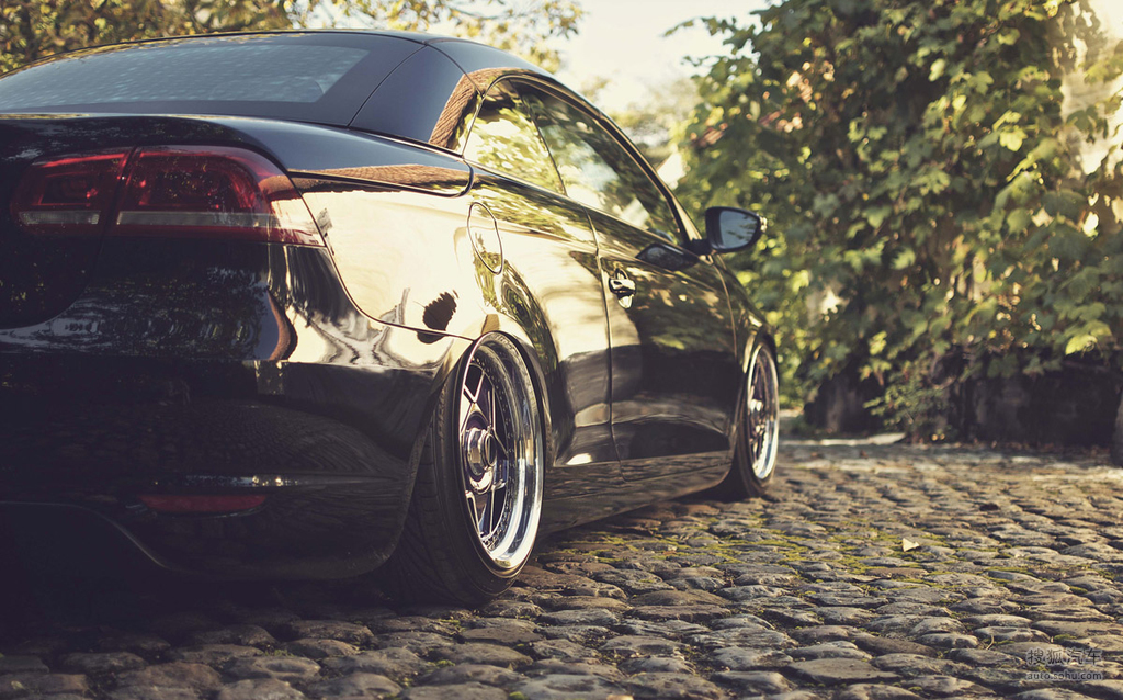 "黑色敞篷骑士!" 大众eos低调改装案例