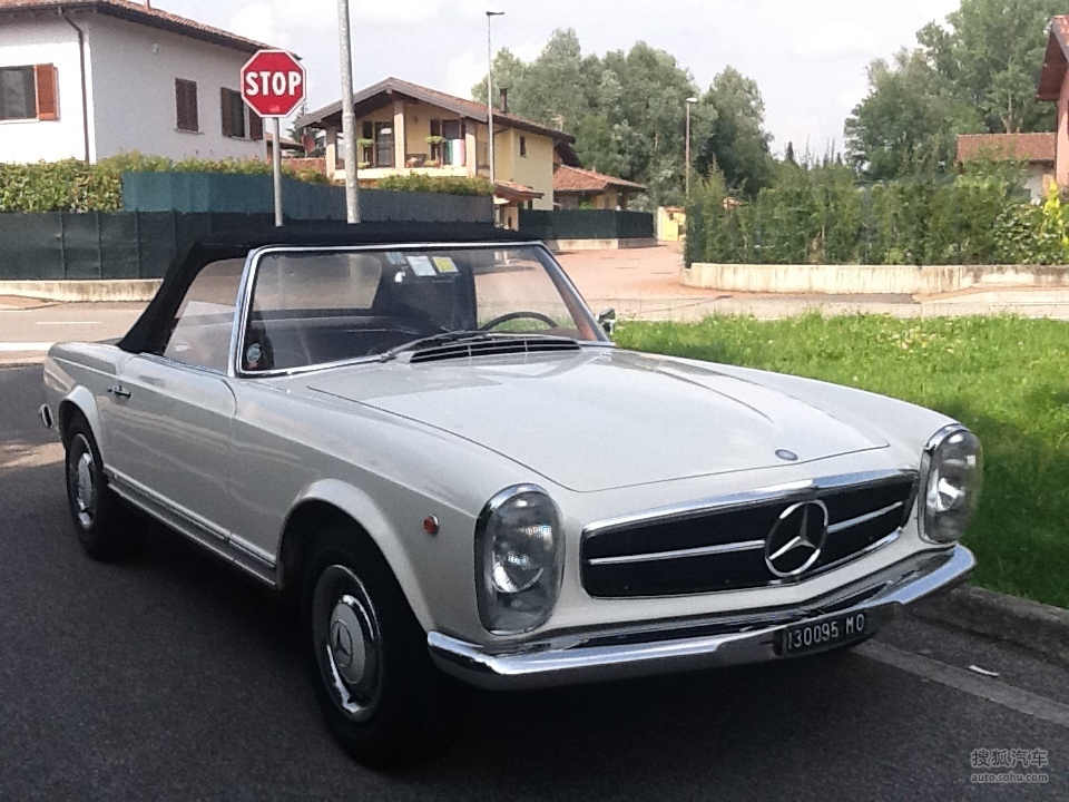 梅赛德斯奔驰230sl