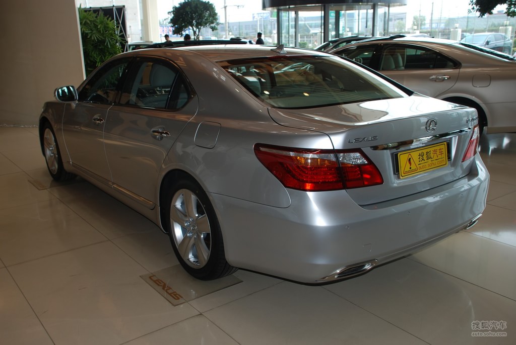 雷克萨斯ls2010款460l尊贵加长版外观亮银色t548448图片_图库_搜狐