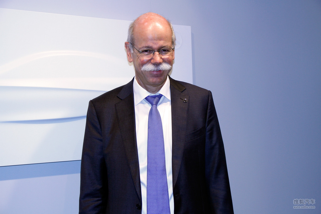 【2015日内瓦车展奔驰全球总裁蔡澈博士(3631652)】_谍照_事件图_搜狐