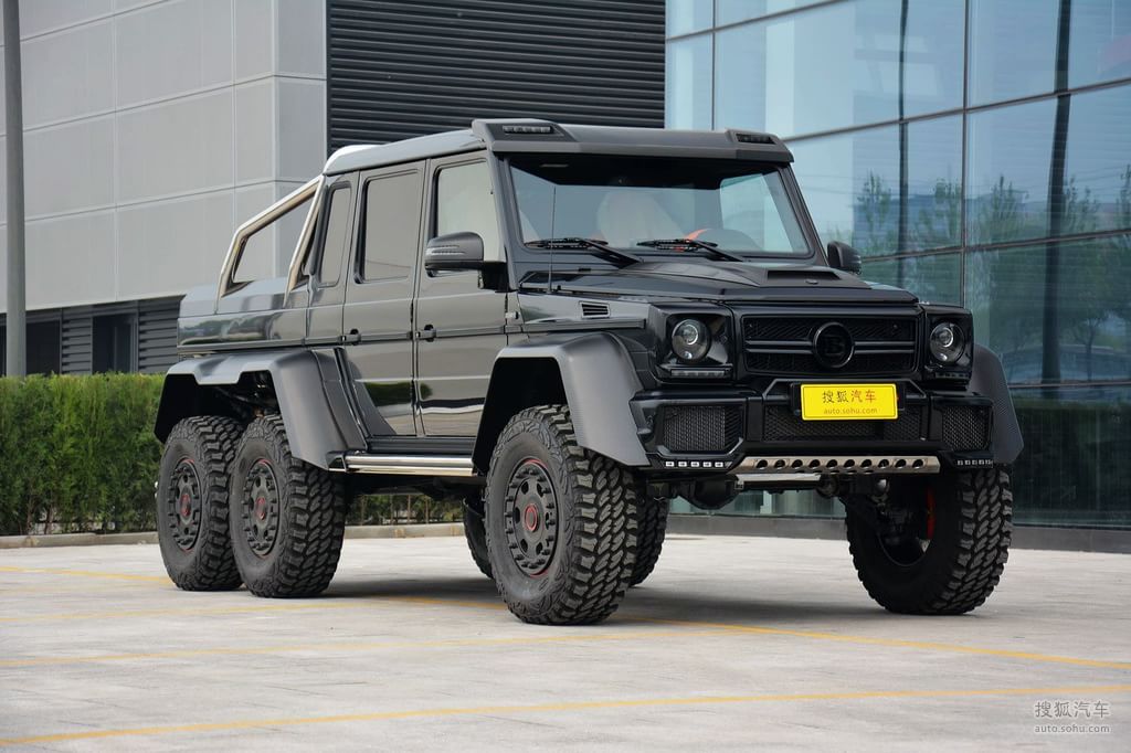 返回標清模式 作為奔馳旗下最強悍的越野車,奔馳g63 amg 6x6越野車