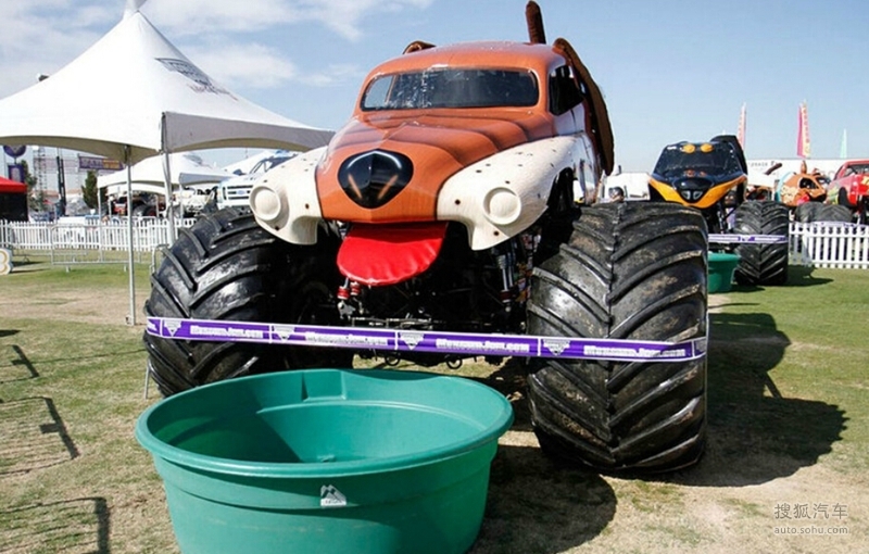 又猛又浮夸 全美怪物肌肉车争奇斗艳