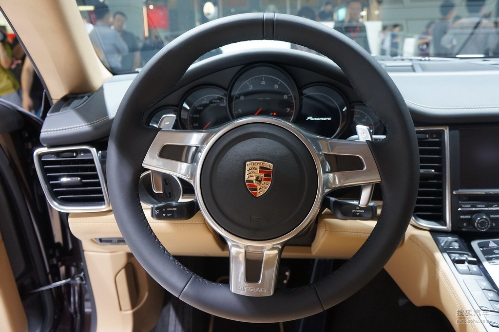 保时捷 panamera 广州车展实拍