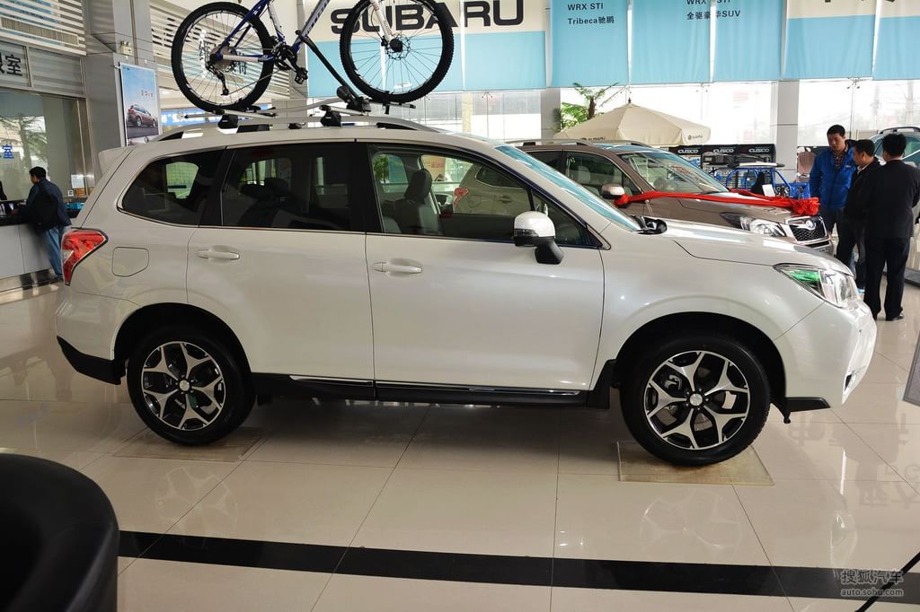 5i 自动尊贵版外观珍珠绸缎白高清图片t3369792】_斯巴鲁高清图片