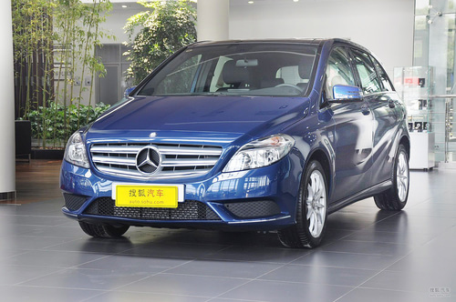 2012款奔驰b180自动型