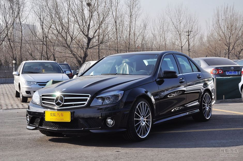 奔驰amg系列 c63 amg 2010款奔驰c63 amg高性能版