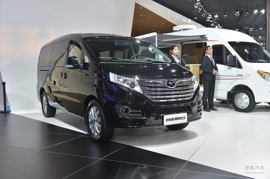 2015广州车展江淮新款瑞风m5实车亮相