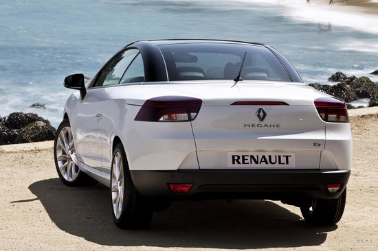 雷诺 梅甘娜cc 壁纸 官方 图片