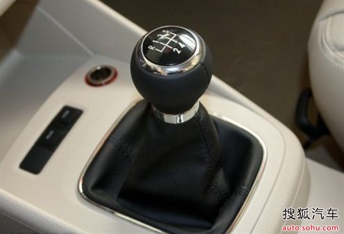 轎車5擋自動變速器傳動方案分析