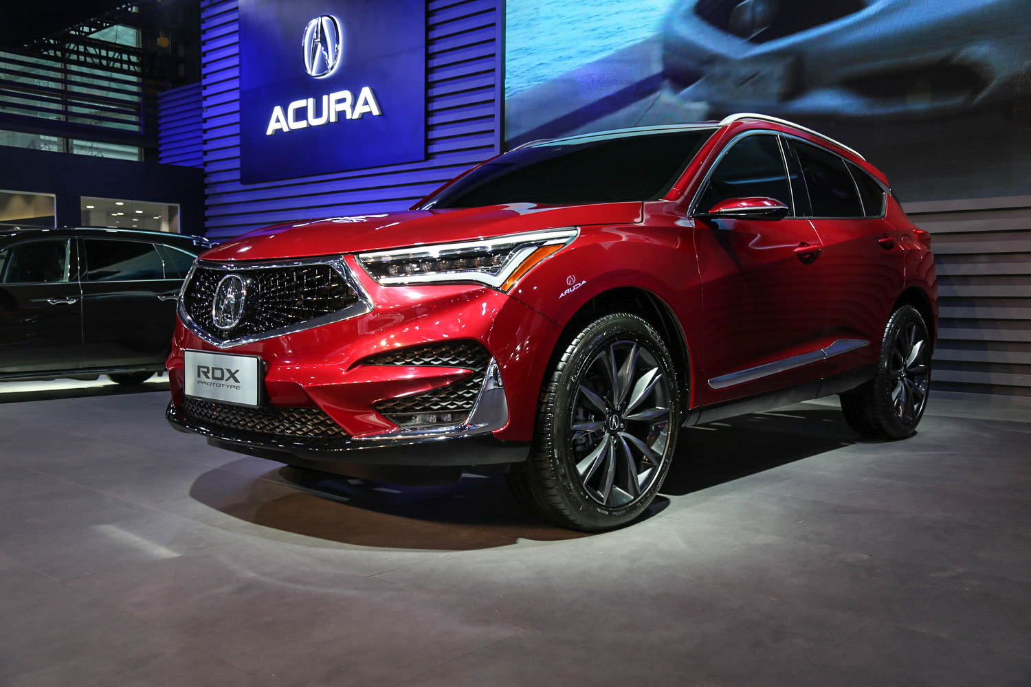 【 讴歌mdx图片】_醇醉樱红_外观_搜狐汽车网