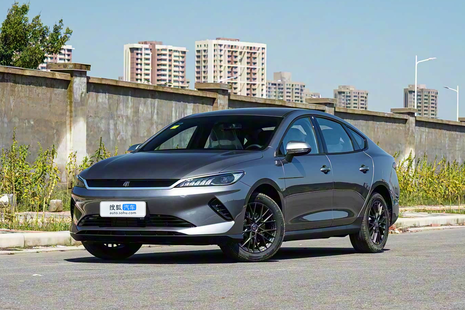 比亚迪秦 PLUS EV