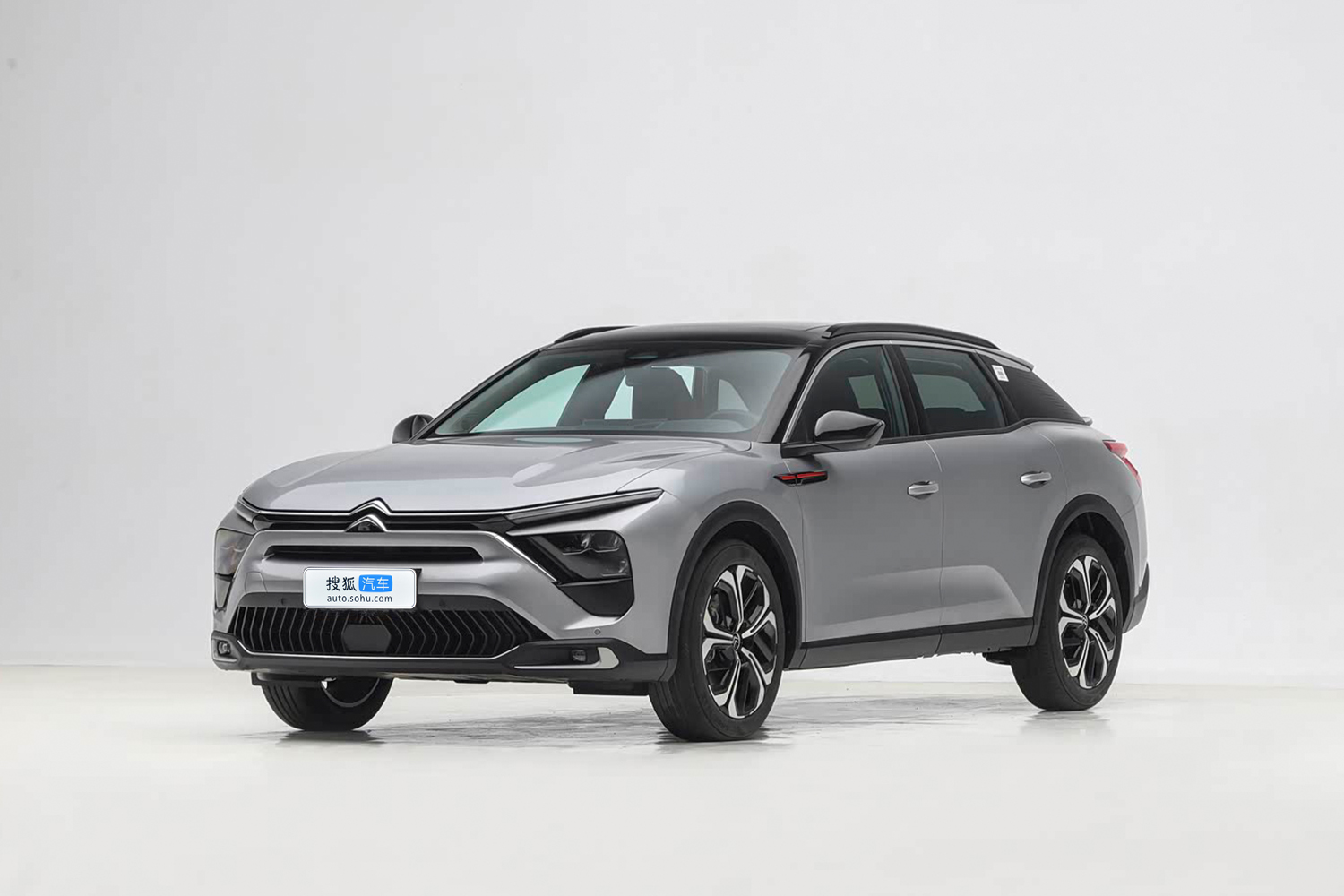 雪铁龙凡尔赛C5 X